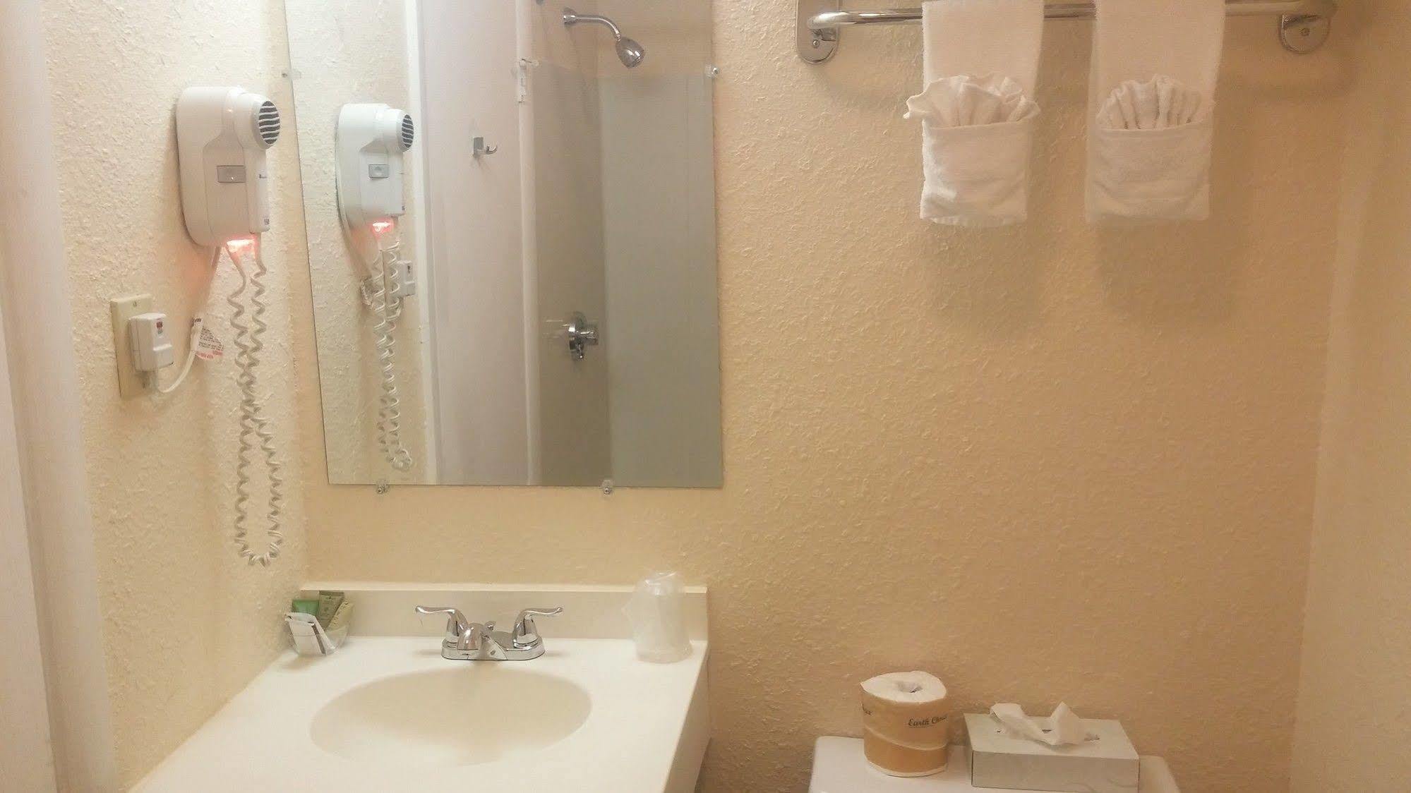 Anchorage Inn Rochester Bagian luar foto
